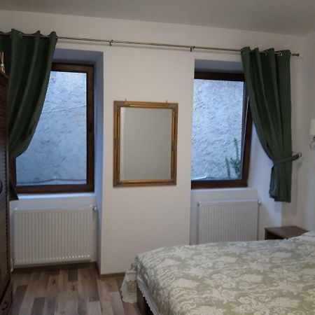 Apartmán Sara House Bistriţa Exteriér fotografie