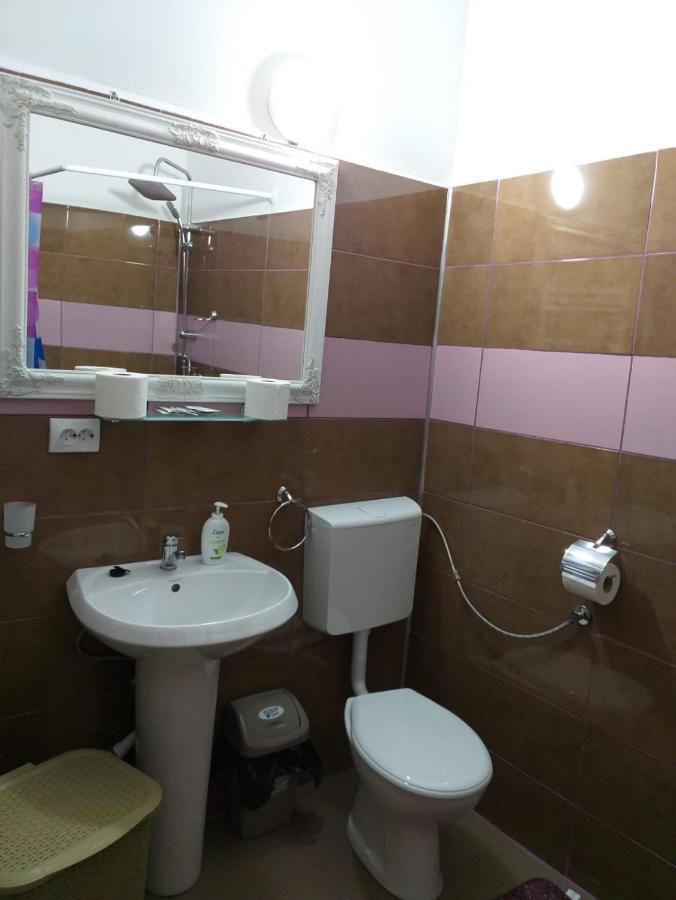 Apartmán Sara House Bistriţa Exteriér fotografie