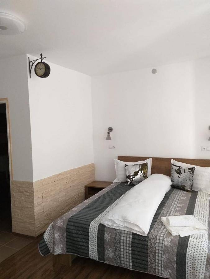 Apartmán Sara House Bistriţa Exteriér fotografie