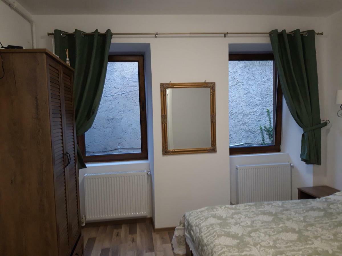 Apartmán Sara House Bistriţa Exteriér fotografie